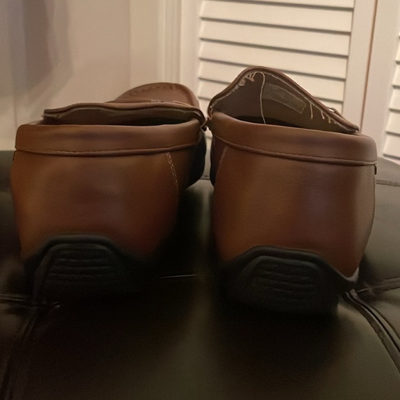 Akademiks Stride Men's Loafers - Picture 2 of 4